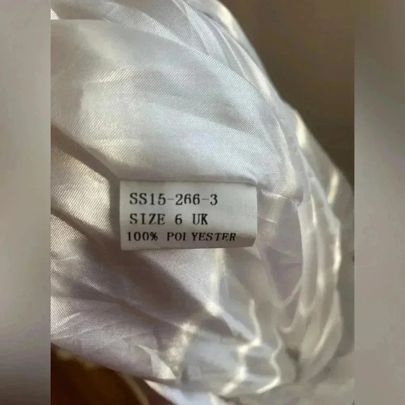 Lavish Alice White Maxi Dress Size US 2 or UK 6 - Picture 13 of 16